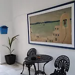 George Aparthotel